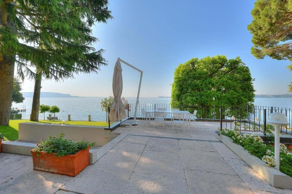 Appartamento 33 Rose Gardone Riviera Esterno foto