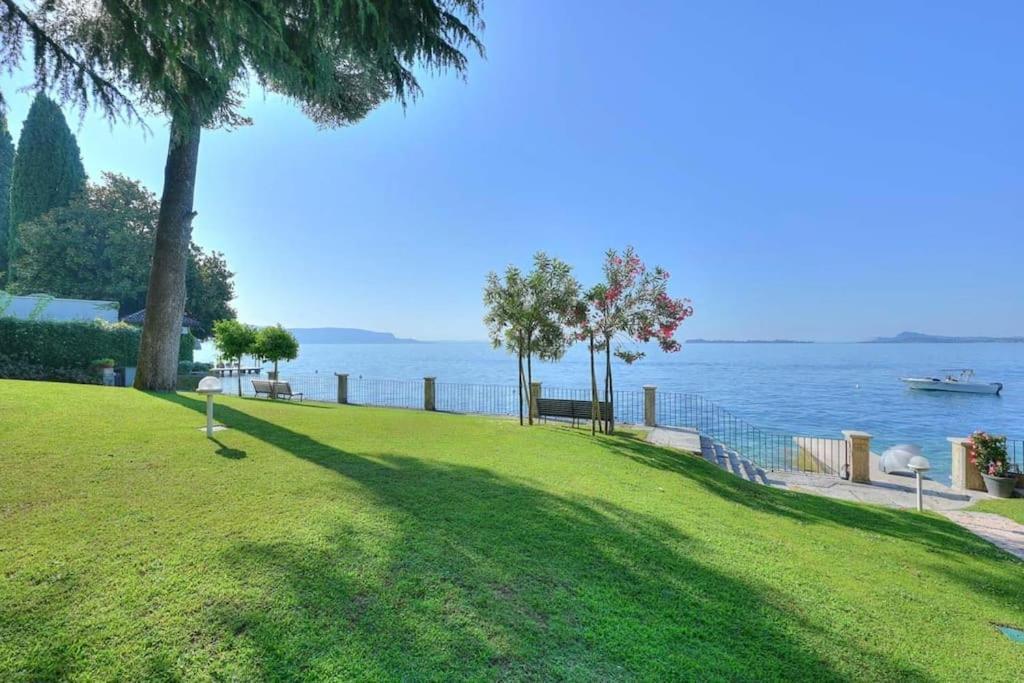 Appartamento 33 Rose Gardone Riviera Esterno foto