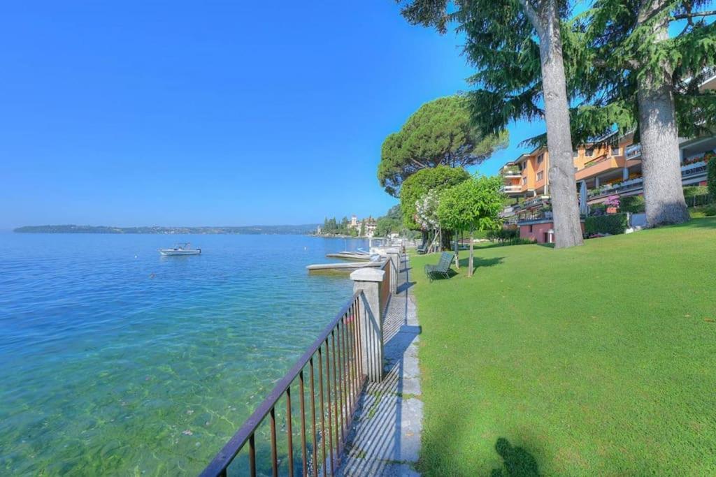 Appartamento 33 Rose Gardone Riviera Esterno foto